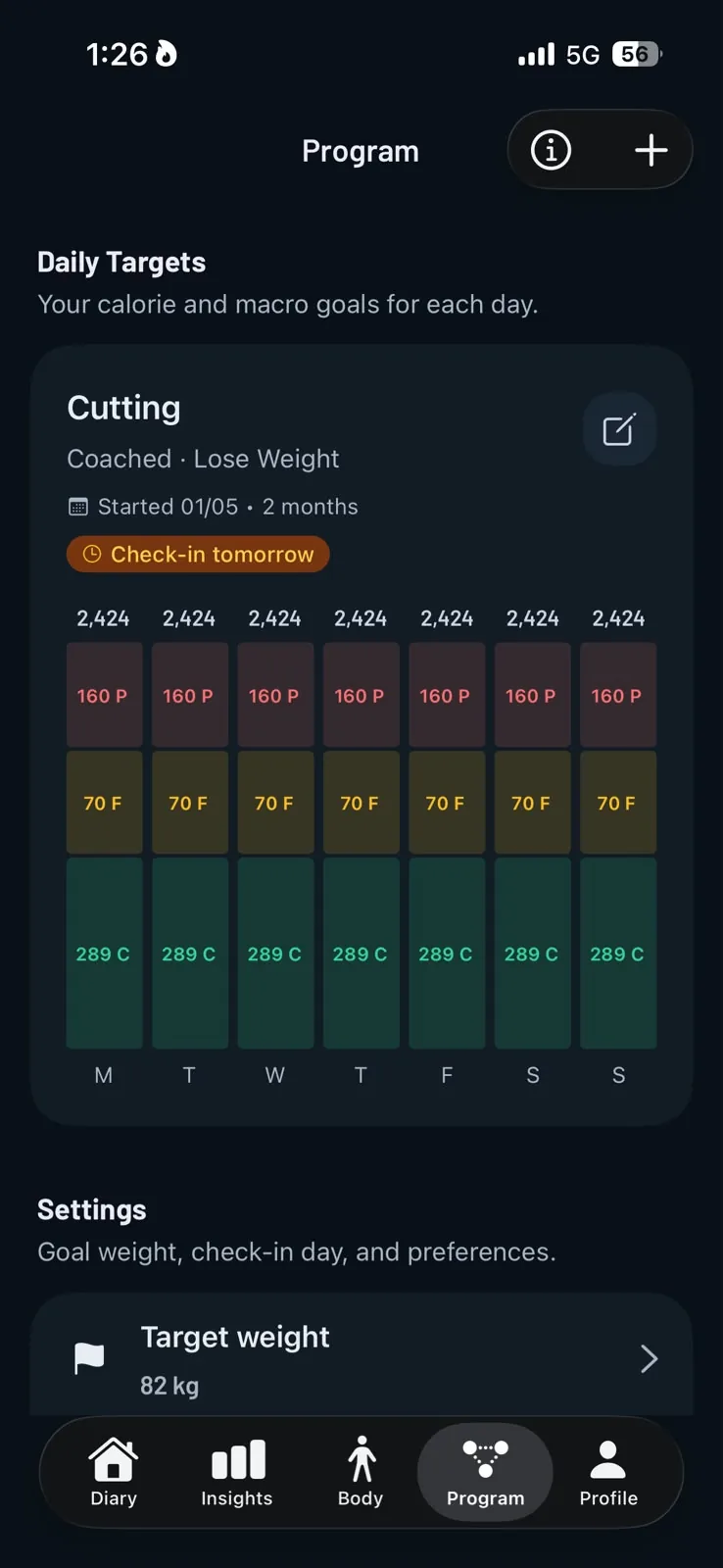 Program screen with daily calorie and macro targets